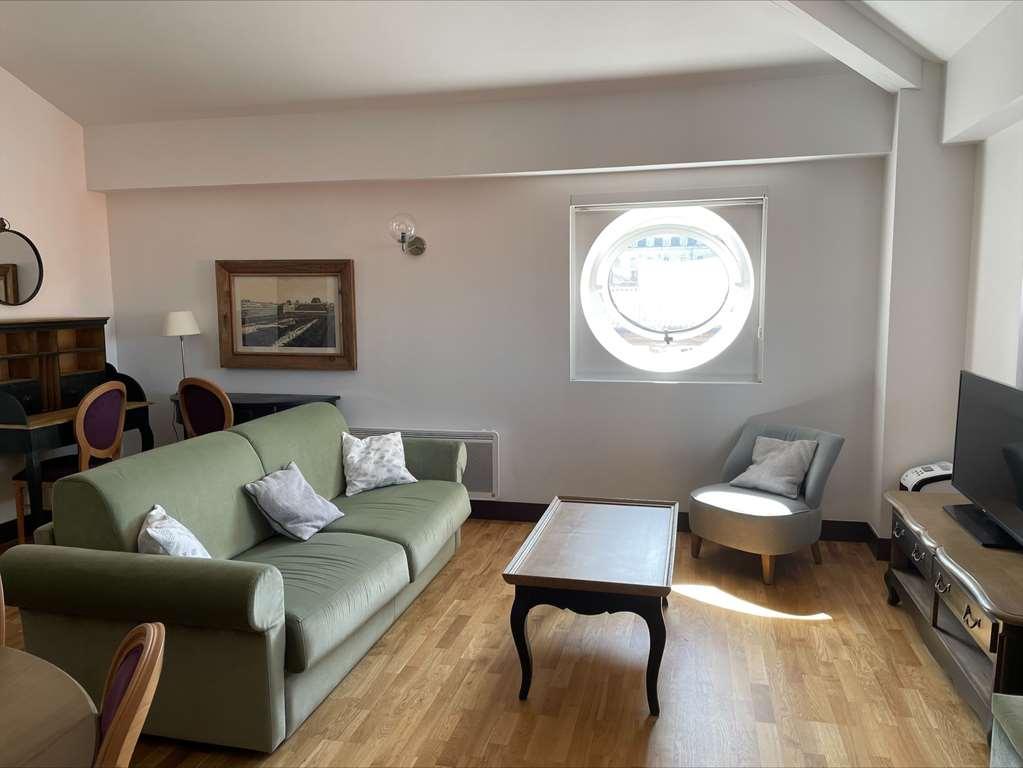 Residence De L'Arsenal Royal - Meubles De Tourisme Рошфор Удобства фото